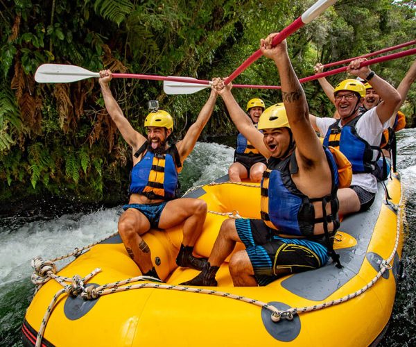 Grade 5 rafting in New Zealand